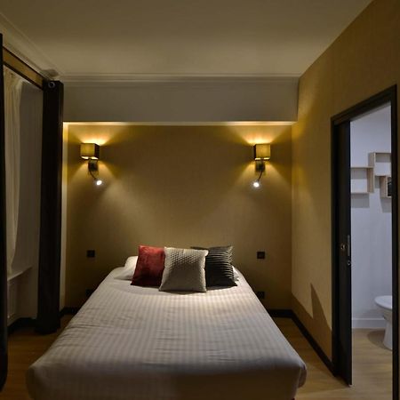 Hotel Le Tiburon Cherbourg-en-Cotentin Exterior photo